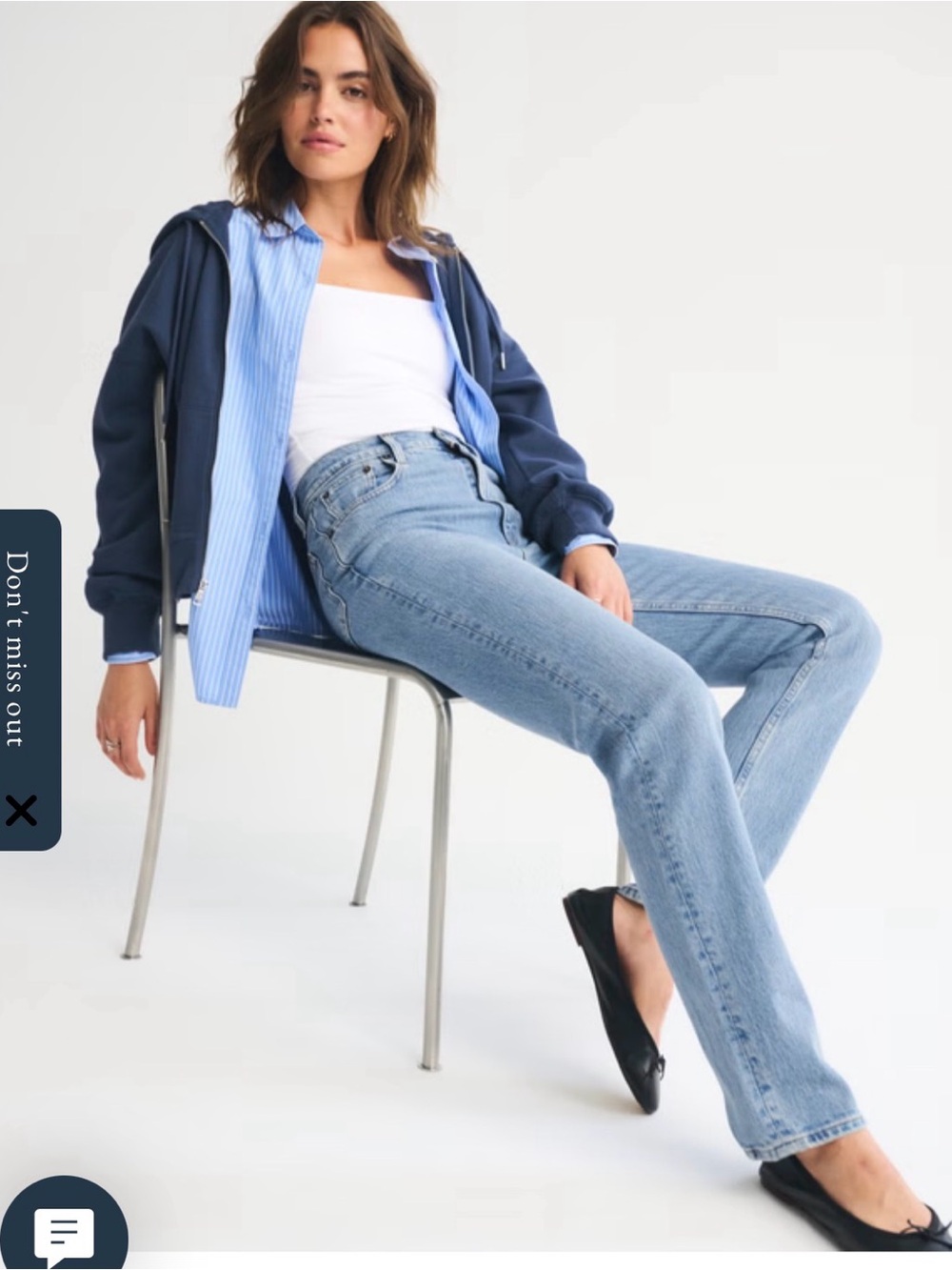 Classic Light Blue Women's Straight-Leg Jeans SHORT
